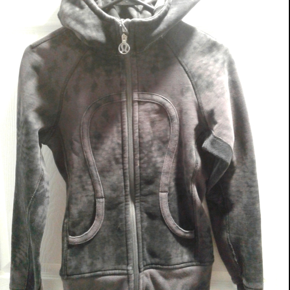 Lululemon Scuba Hoodie Size 4
